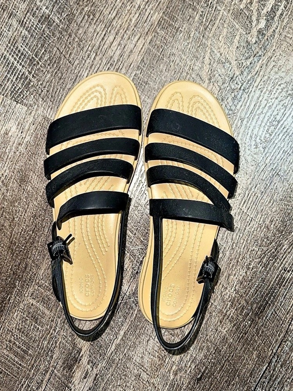Crocs Tulum Sandal Strappy Sandals Black & Tan